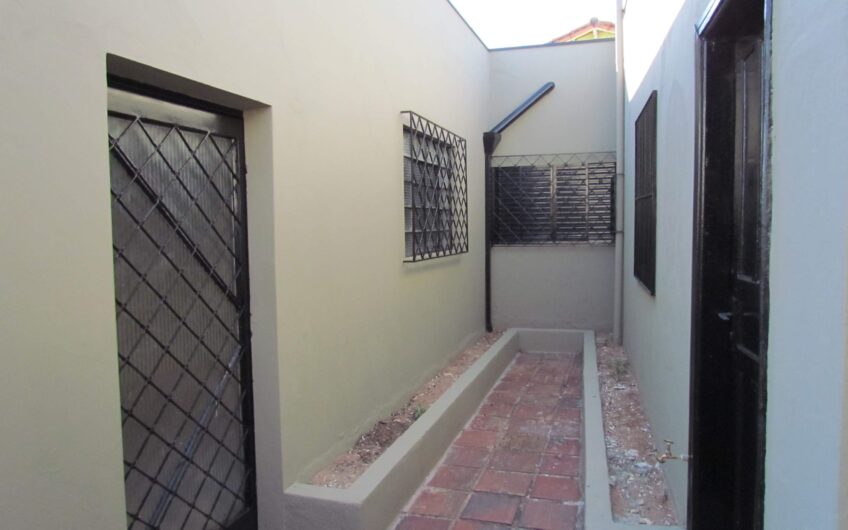 🏠 CASA DE FUNDOS PARA LOCAÇÃO – PARQUE INDUSTRIAL | CAMPINAS/SP